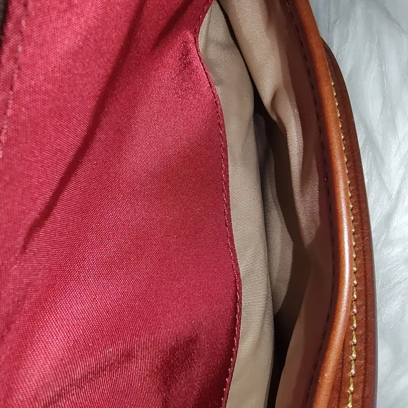 Dooney & Bourke nylon crossbody bag EUC - Picture 3 of 10